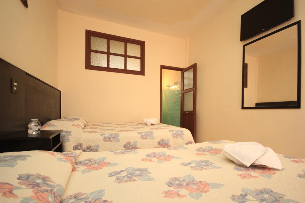 Hotel San Martin San Cristobal de las Casas Bagian luar foto